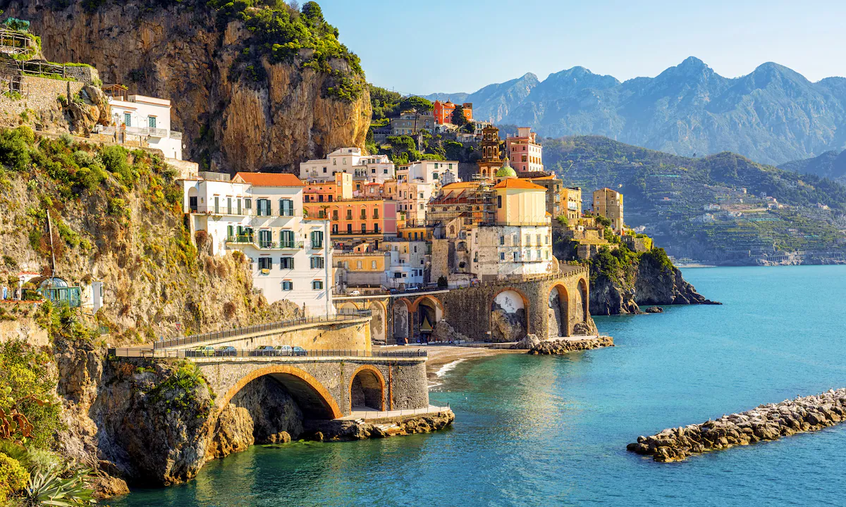 Неапол во Мај