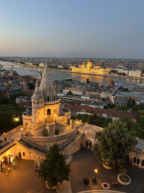 БУДИМПЕШТА ВО МАРТ