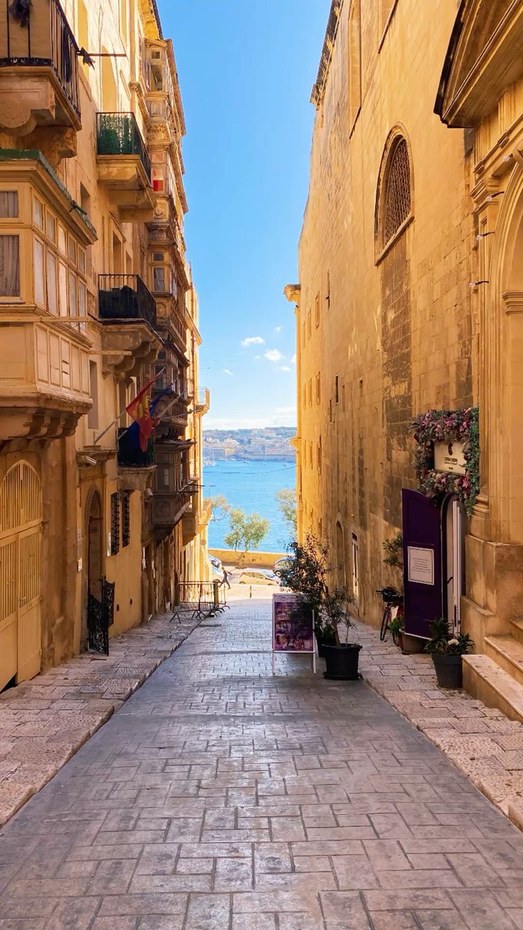 МАЛТА ЗА ВЕЛИГДЕН