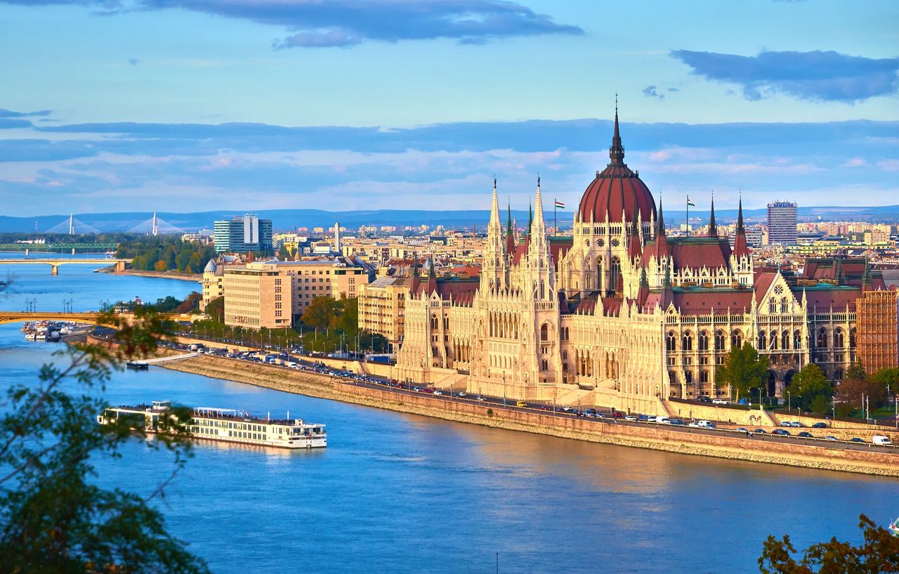 Будимпешта 8ми Март